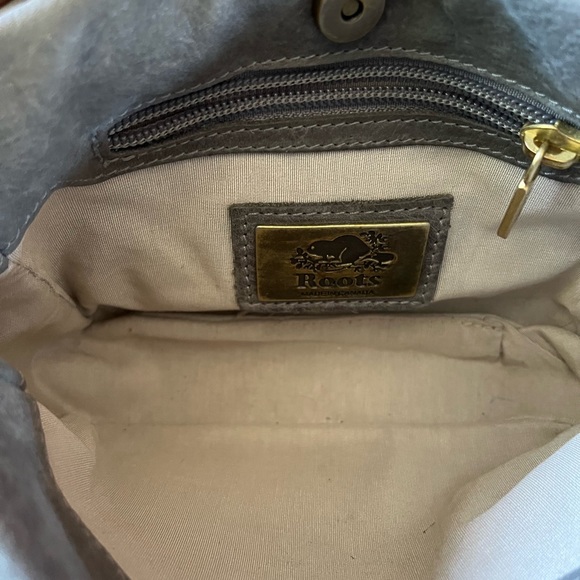 Dark grey vintage Roots bag 9” wide 7” tall - Picture 10 of 10